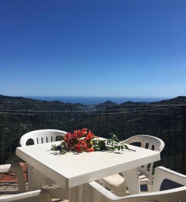 Perinaldo Apartment | Appartamento Madame Carla