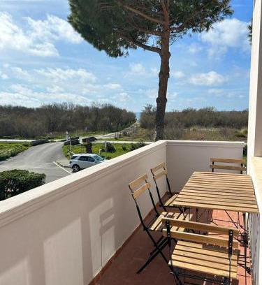 Vada Apartment | Appartamento Mare Fuori a Vada by Zoom In Earth