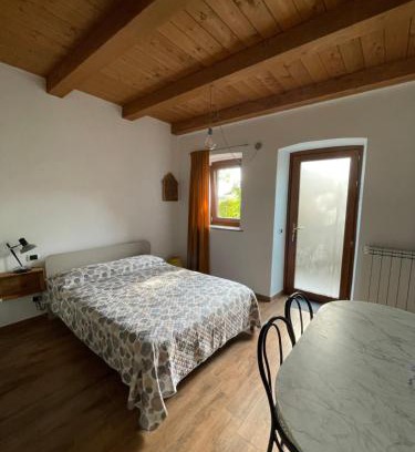 Azeglio Bed & Breakfast | Appartamento Via Piane Azeglio