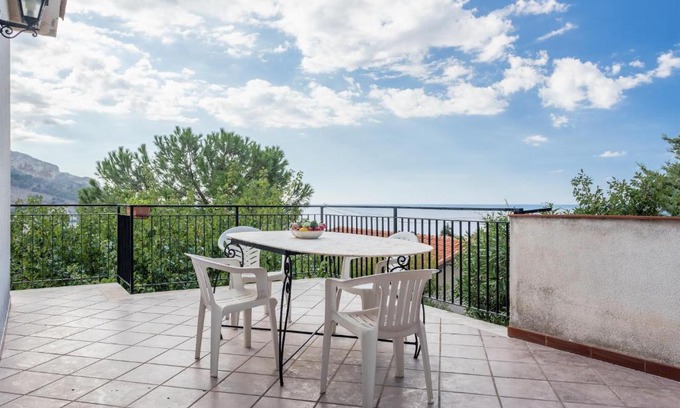 Sferracavallo Apartment | Appartamento vista mare e montagna