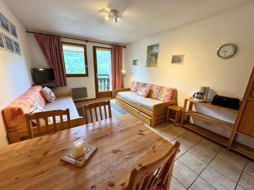 Saint-Martin-de-Belleville Apartment | Appartement de 2 pièces pour 4 pers. en face du télécabine à Saint Martin de Belleville - FR-1-452-114