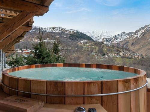 Saint-Martin-de-Belleville Apartment | Appartement pour 6 avec jacuzzi et vue panoramique - FR-1-570-33