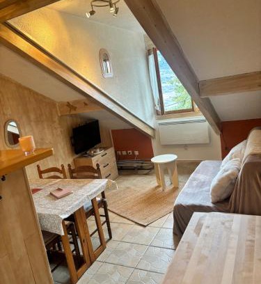 Saint-Leger-les-Melezes Apartment | Appartement aux pieds des pistes