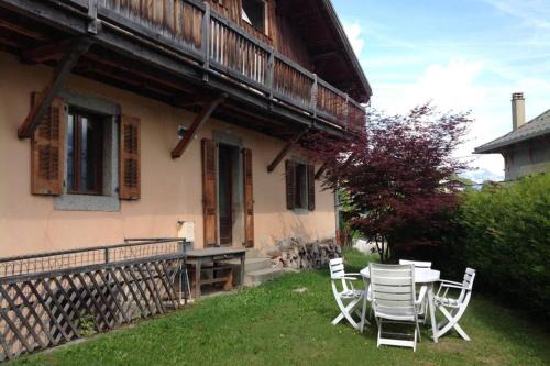 Saint-Gervais-les-Bains Apartment | Appartement spacieux proche des télécabines et du centre ville avec jardin privé
