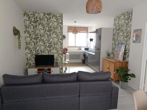 Conde-sur-Noireau Apartment | Appartement cosy en plein centre ville
