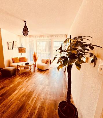 ZAC Andromede Apartment | Appartement 2 chambres cosy proche aéroport et MEETT au pied du tram