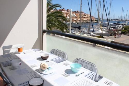 Port Rive Gauche Apartment | Appartement 2 pièces cabine - GRUISSAN GN400-013