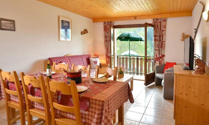 Chatel Apartment | Appartement 3 pièces pour 7 pers, proche centre, balcon, parking, wifi, classé 3* - FR-1-676-137