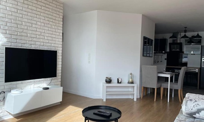 Petit-Ivry Apartment | Appartement 3p Ivry