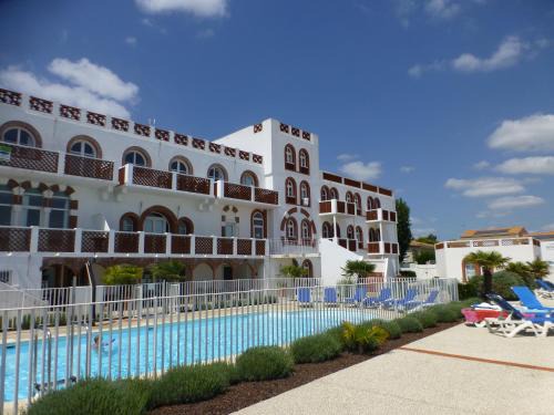 La Tranche-sur-Mer Apartment | Appartement 43 m2 front de mer 3 clés vacances