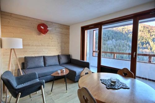 Saint-Jean-dʼAulps Apartment | APPARTEMENT AVCE ACCES PISCINE-WIFI-SAINT JEAN D'AULPS STATION-4 PERSONNES-DAILLE S18