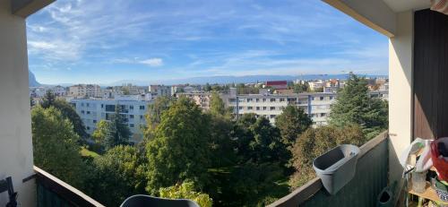 Annemasse Apartment | Appartement avec belle vue et place de parking