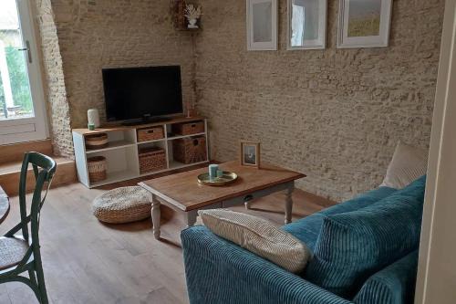Grandcamp-Maisy Apartment | Appartement avec jardin et accès mer