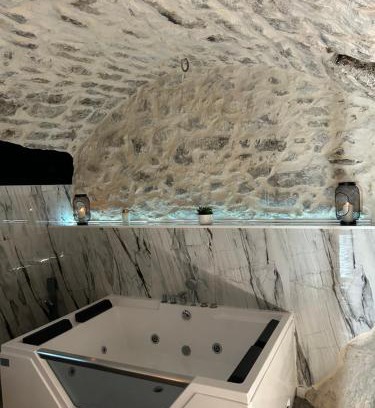 Sisteron Apartment | Appartement avec jacuzzi