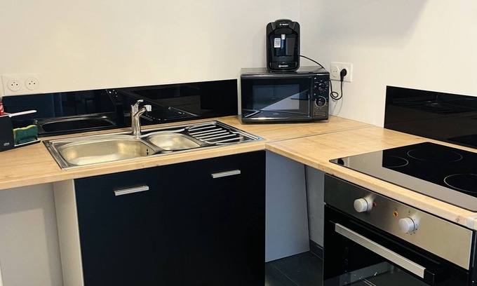 Mios Apartment | Appartement Avec Spa Privatif sur Terrasse Couverte à Labri des Regards