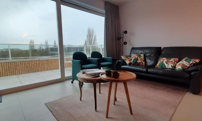 Ostend City Centre Apartment | Appartement Bootsman prachtig zicht, groot zonnig terras, garage, fietsenberging OOSTENDE FIETSSTAD - ENSORSTAD