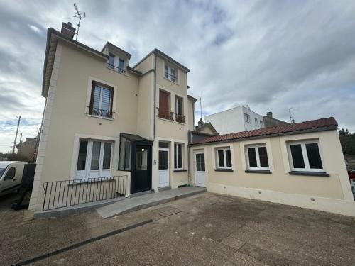 Champagne-sur-Seine Apartment | Appartement Champagne sur Seine