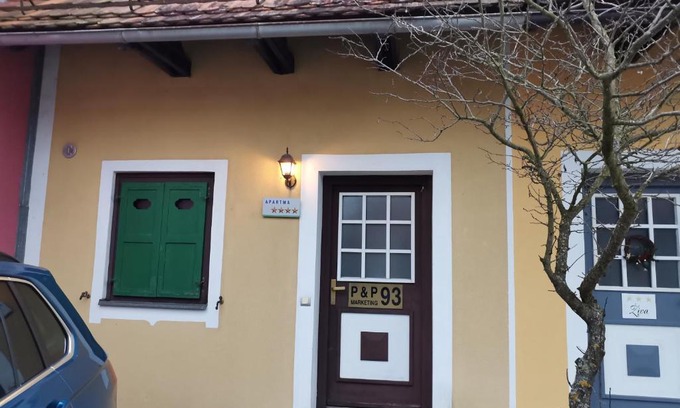 Terme Catez Apartment | Appartement Camp Terme Čatež P93