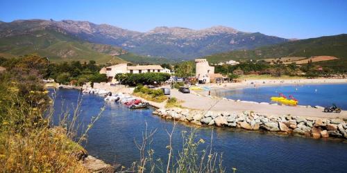 Pietracorbara Apartment | APPARTEMENT CAP CORSE Marine de PIETRACORBARA BORD DE MER