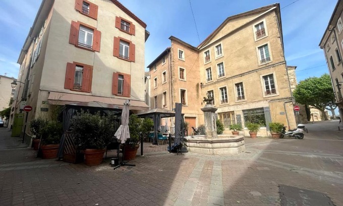 Romans-sur-Isere Apartment | Appartement centre historique Romans