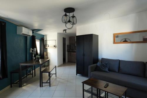 Pierrelatte Apartment | Appartement centre-ville - Pierrelatte