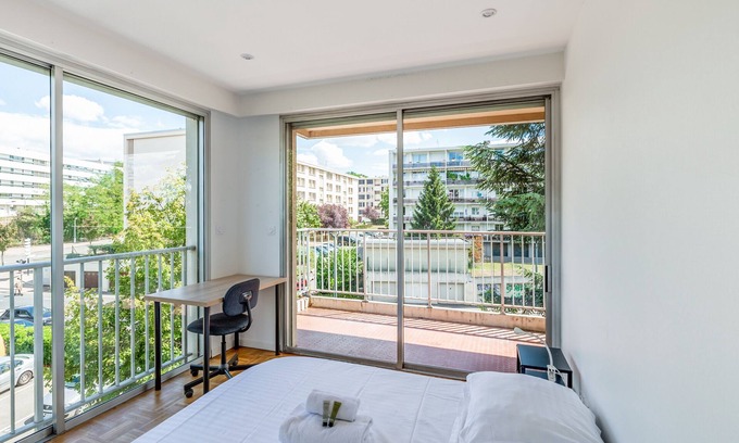 Gorge de Loup Apartment | Appartement Charcot - Welkeys