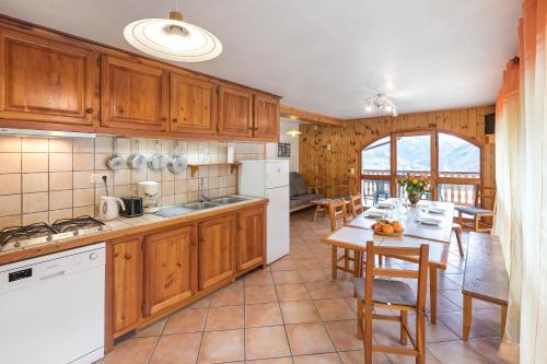 Arvieux Apartment | Appartement charmant au coeur de Le Coin vue montagne 64 m²