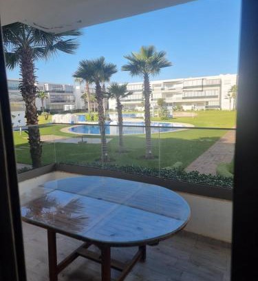 Tamariss Apartment | Appartement Confortable à Tamaris Piscine, Jacuzzi, Proche de la Mer