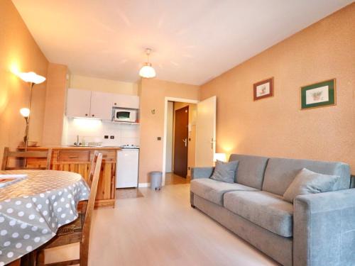 Annecy-le-Vieux Apartment | Appartement cosy à 5min du lac Albigny, proche commerces, parking inclus, animaux admis - FR-1-432-17