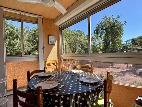 Plage d'Argeles Apartment | Appartement cosy à 100m de la plage avec piscine, parking privé et loggia vitrée - FR-1-225-706