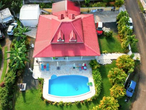 Sainte-Rose Apartment | Appartement cosy à Sainte Rose/50 m²/Piscine partagée
