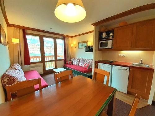 Plagne Soleil Apartment | Appartement cosy avec balcon et accès ski aux pieds à Plagne Soleil - FR-1-351-89
