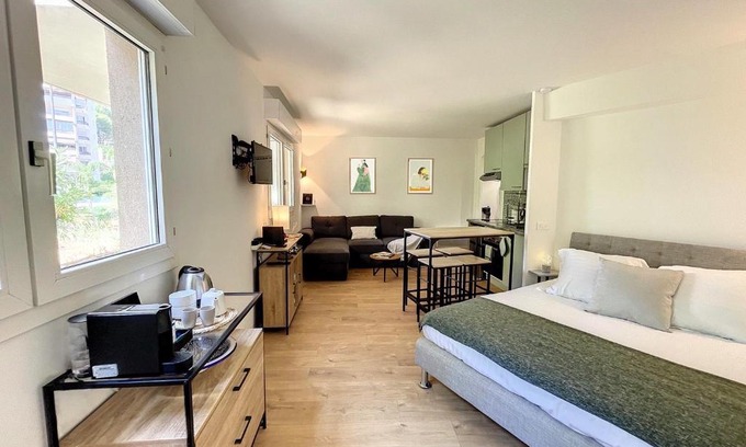 Riou - Petit Juas - Av de Grasse Apartment | Appartement cosy au centre de Cannes