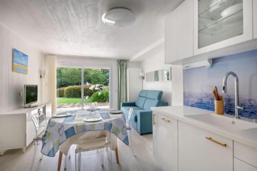 La Baule-Escoublac Apartment | Appartement dans résidence avec piscine pour 6