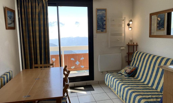 Eclose-Est Apartment | Appartement ensoleillé pour 5 pers, balcon sud, proche remontées et commerces, animaux acceptés - FR-1-405-94