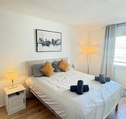 Villeneuve-la-Garenne Apartment | Appartement moderne au centre-ville de Villeneuve La Garenne