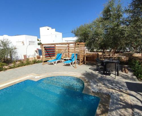 Aghir Apartment | Appartement Les Oliviers avec piscine proche du lagon