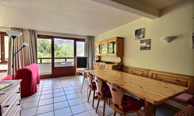 Saint-Jean-dʼAulps Apartment | APPARTEMENT LUMINEUX -SAINT JEAN D'AULPS STATION- 6 PERS-ENCHAPLE A3