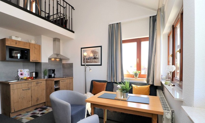 Ostseebad Wustrow Apartment | Appartement mit Südbalkon und Boddenblick Direkt am Hafen von Wustrow
