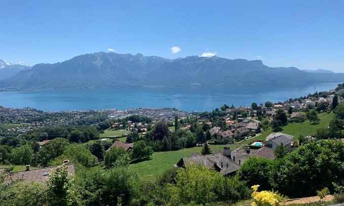 Jongny Apartment | Appartement moderne avec vue panoramique à Jongny proche de Montreux