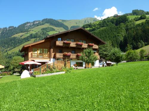 Rauris Apartment | Appartement-Pension Fahrnberggut