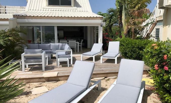 Nettle Bay Apartment | Appartement pieds dans l'eau, grand standing