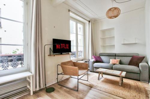 3rd Arrondissement Apartment | Appartement Quartier Hotel de Ville Free Netflix