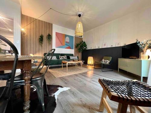 Besancon Apartment | Appartement Rénové/7prsn/Proche gare viotte