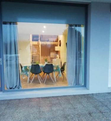 Sainte-Cecile-Plage Apartment | Appartement rez-de-chaussée