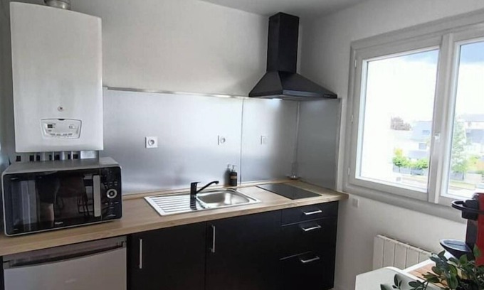 Saint-Jacques-de-la-Lande Apartment | Appartement Sans vis a vis à 2 min de la Rocade