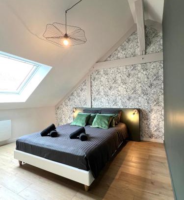 Dol-de-Bretagne Apartment | Appartement spacieux et lumineux proche du centre historique