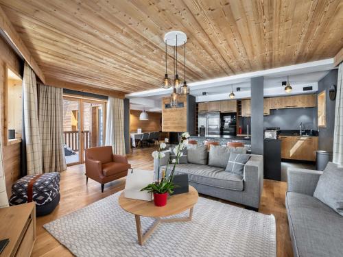 Val-d'Isere Apartment | Appartement spacieux, cosy avec cheminée, proche pistes et école de ski, idéal pour familles - FR-1-567-12