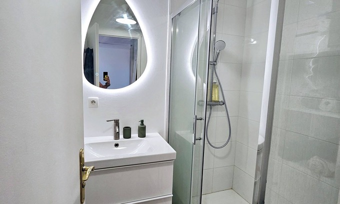 Marengo - Jolimont Apartment | Appartement St Aubin à 2 pas des Marchés et du Métro Jean Jaurès