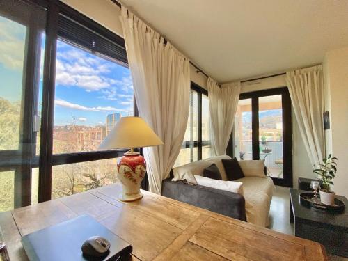 Annecy-le-Vieux Apartment | Appartement T2 de 60m² à Annecy-le-Vieux, grande terrasse aménagée, proche lac et commerces - FR-1-432-74